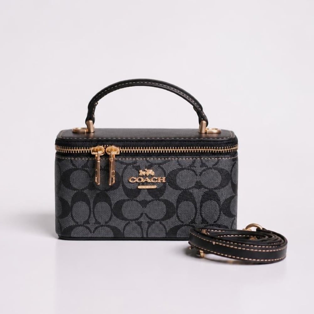 Coach Rainer CO150 with Box Packaging