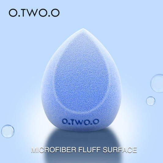 O.TWO.O SOFT & SMOOTH MICROFIBER BEAUTY BLENDER (BLUE)