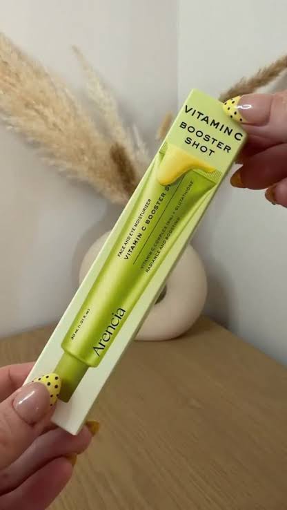 Arencia Vitamin C Booster Serum 30 ML ( Latest Packaging )
