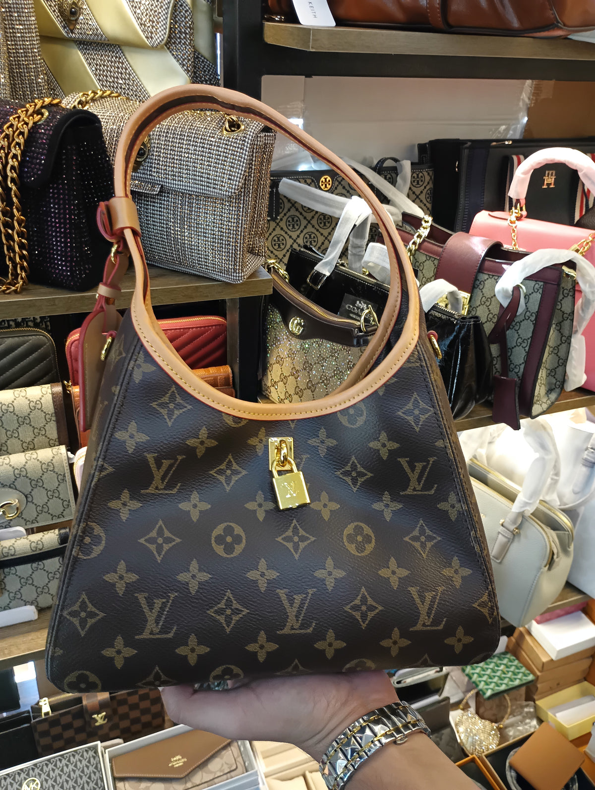 Louis Vuitton LV Monogram The Drop PM premium quality with box packaging