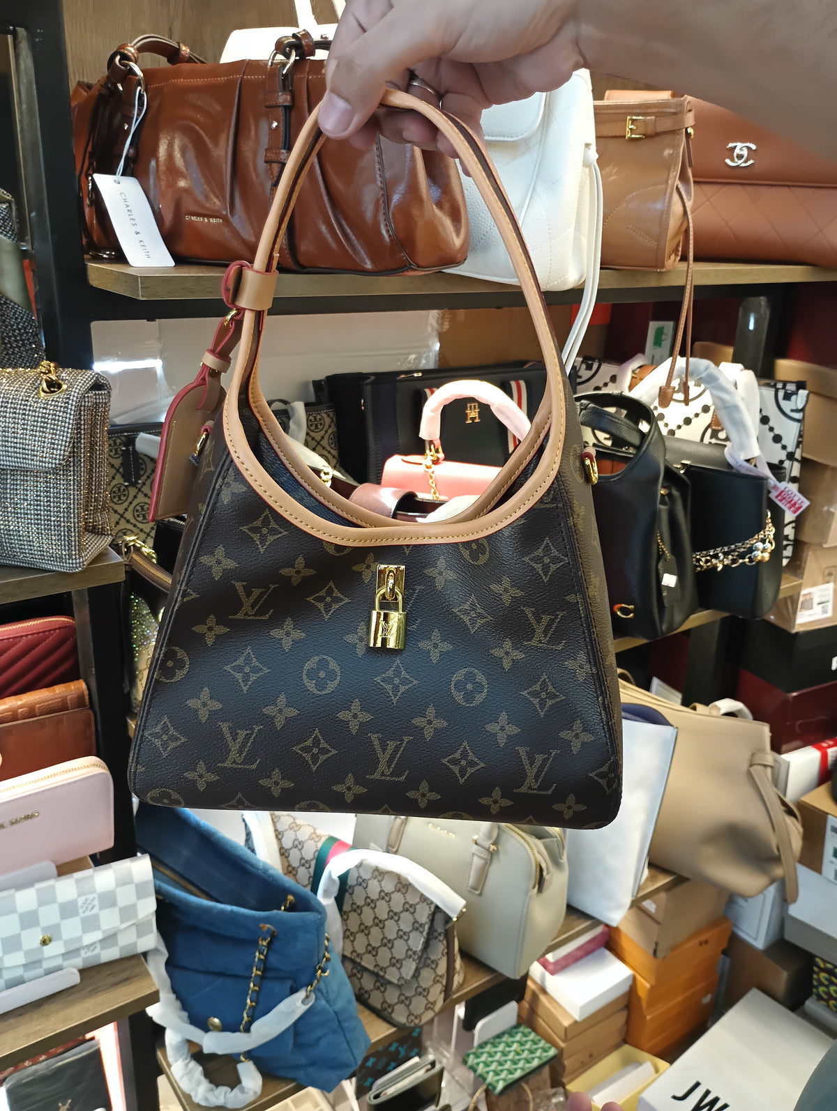Louis Vuitton LV Monogram The Drop PM premium quality with box packaging