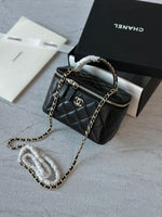 Chanel Lambskin Quilted Pearl Crush Small Vanity Case With Chain Black ( Box Packaging )